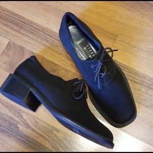 Stuart Weitzman Oxford Mule Heeled Loafer Black